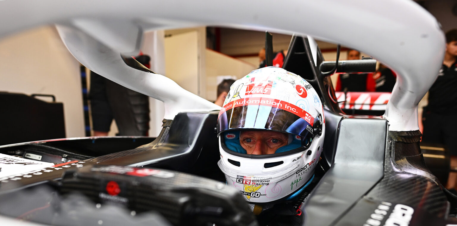 Automobile and Karting Racing Helmets | BELL
