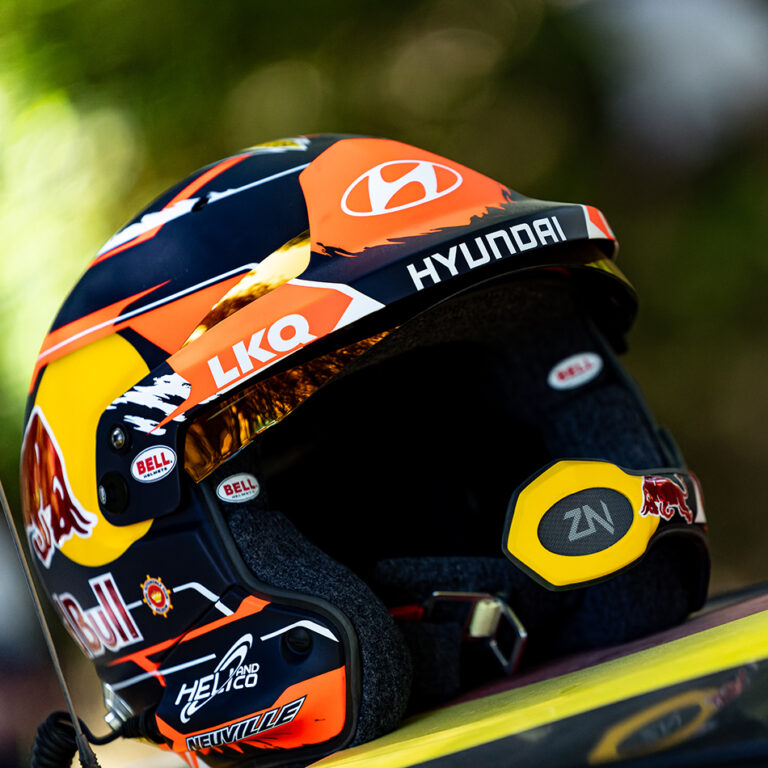 Circuit, Karting and rally helmets | Bell Racing US