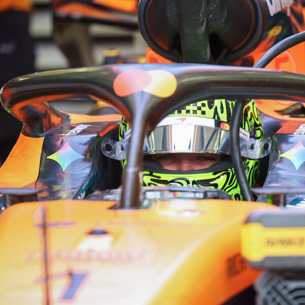 Automobile and Karting Racing Helmets | BELL
