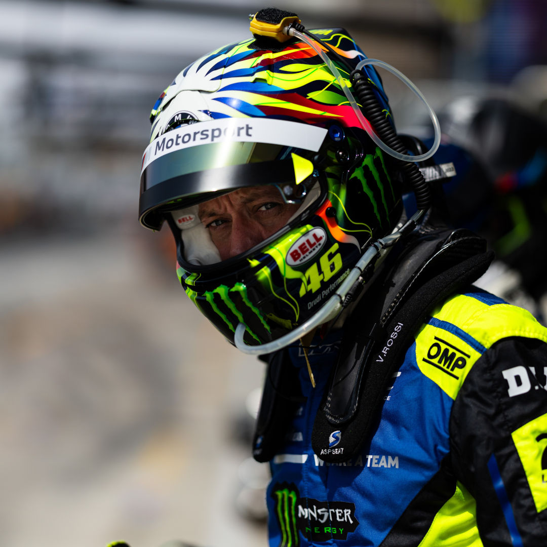 Automobile and Karting Racing Helmets | BELL